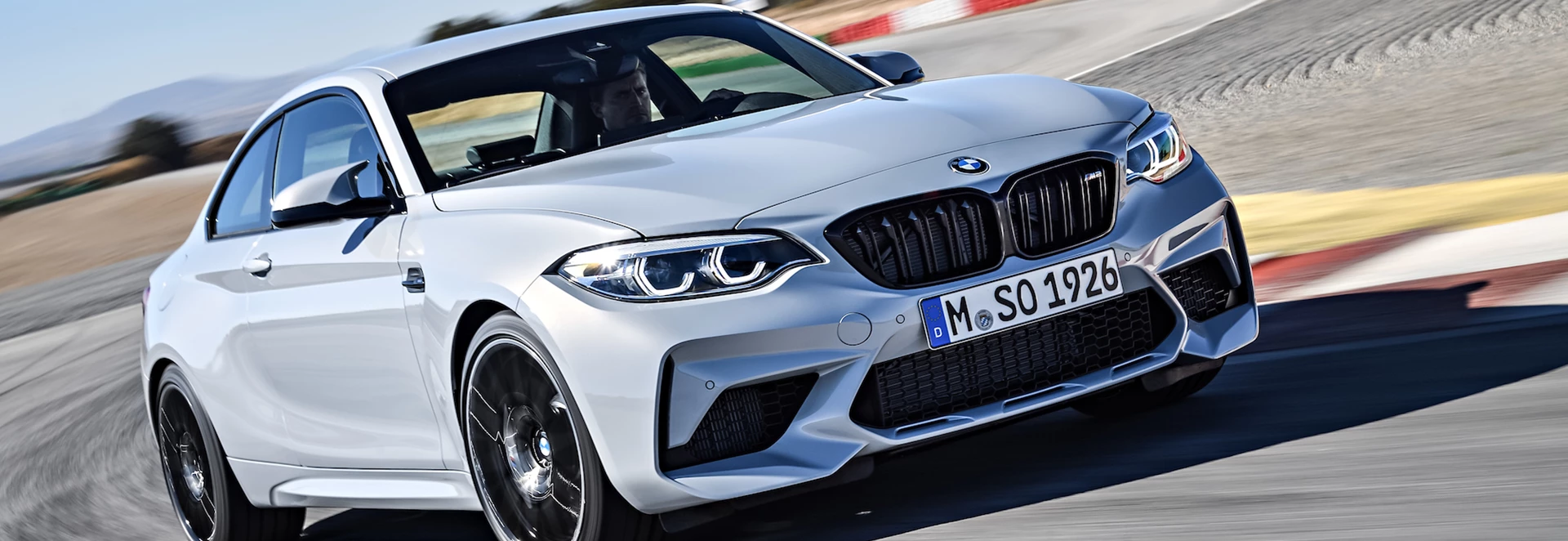 2018 BMW M2 Competition revealed 